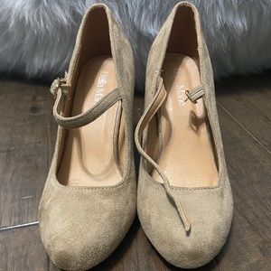 Bella Marie close toe tan suede heels